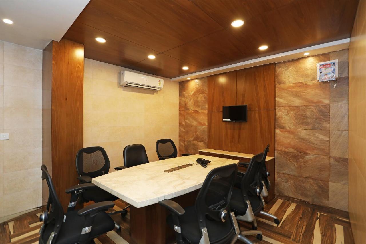 Capital O 8318 Beeu Guest House Liluah Экстерьер фото