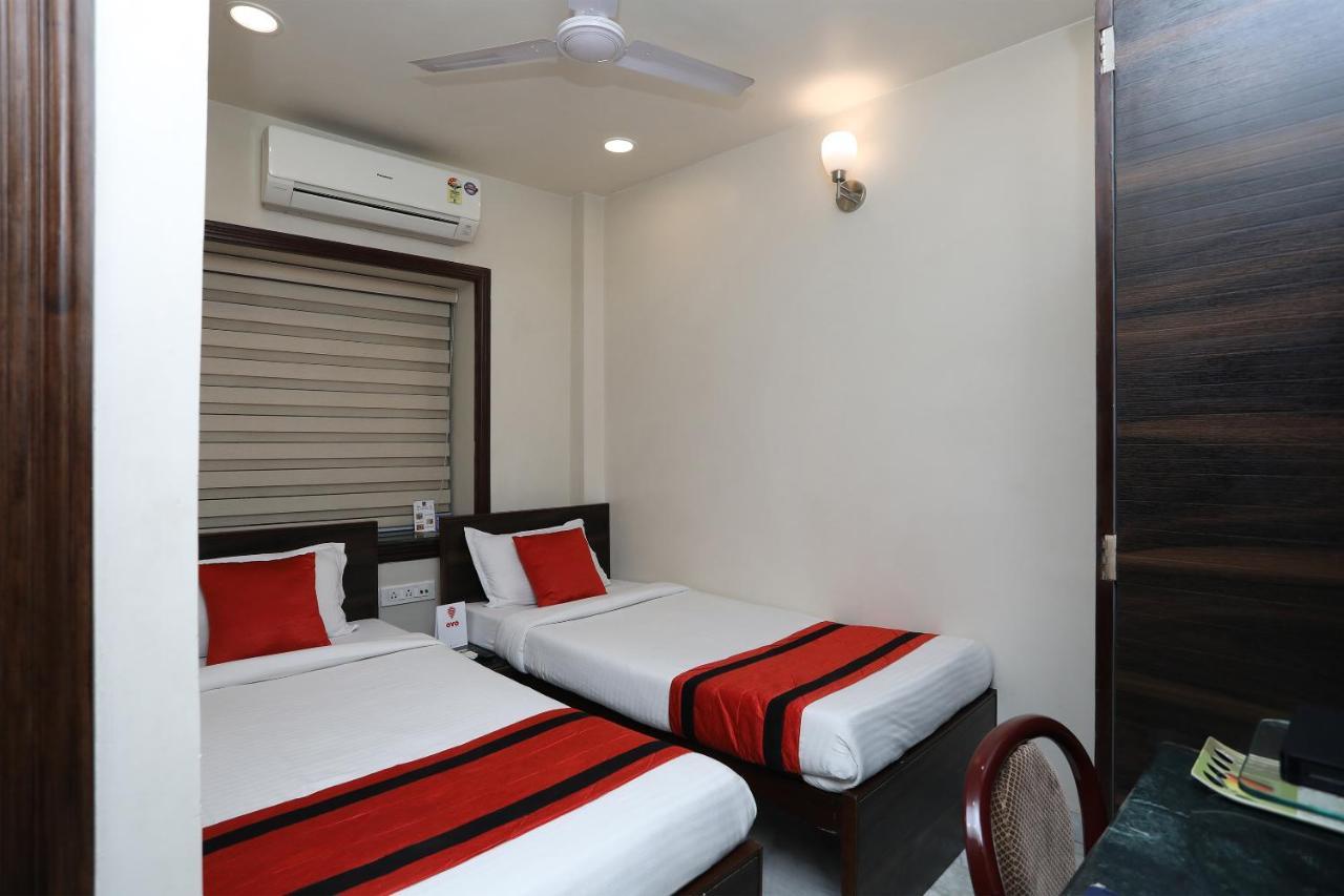 Capital O 8318 Beeu Guest House Liluah Экстерьер фото