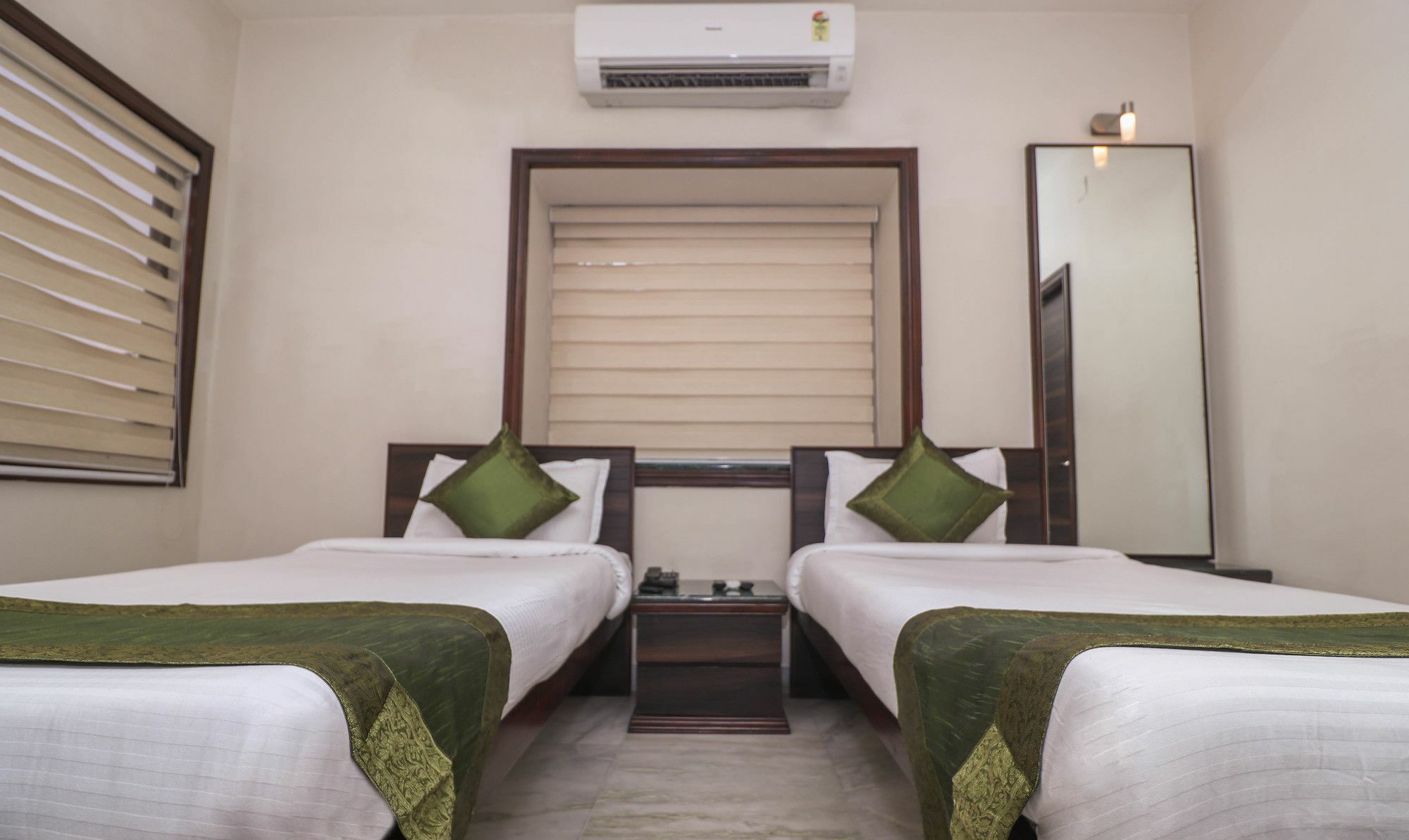 Capital O 8318 Beeu Guest House Liluah Экстерьер фото